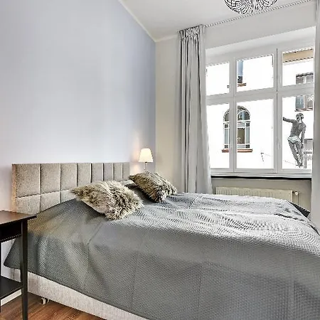 Prestige Apartment *